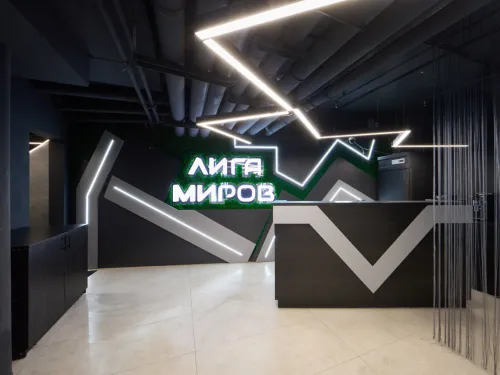 Лига Миров: Фалкон. Банкетная зона