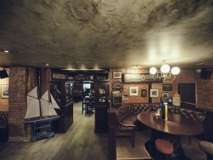 Lions Head Pub