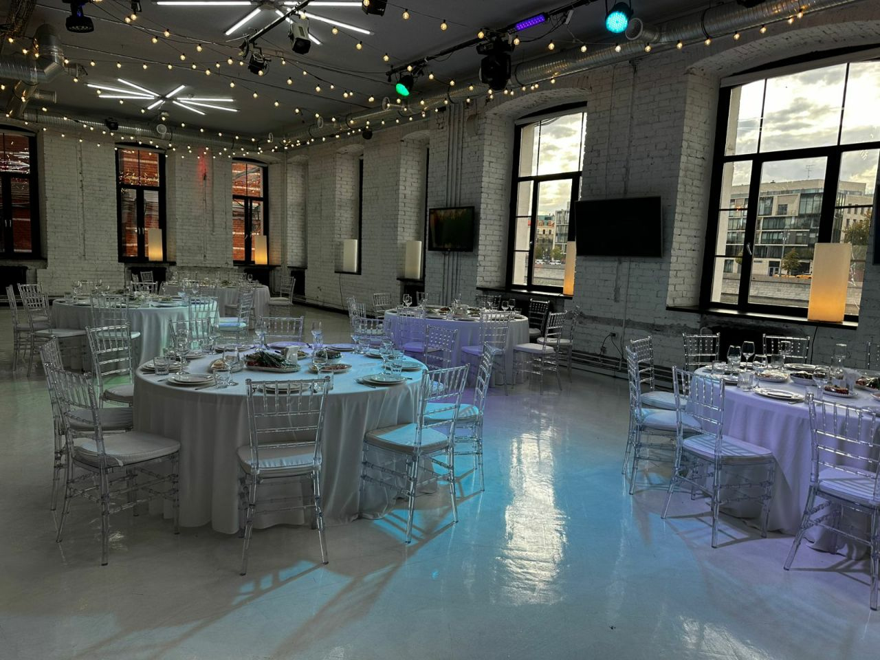 Банкетные залы с панорамными видами в Москве банкетные залы Москвы